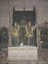 Cathedrale Int. 008.jpg (63452 octets)